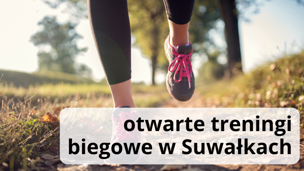 kobieta biega na przyrodzie